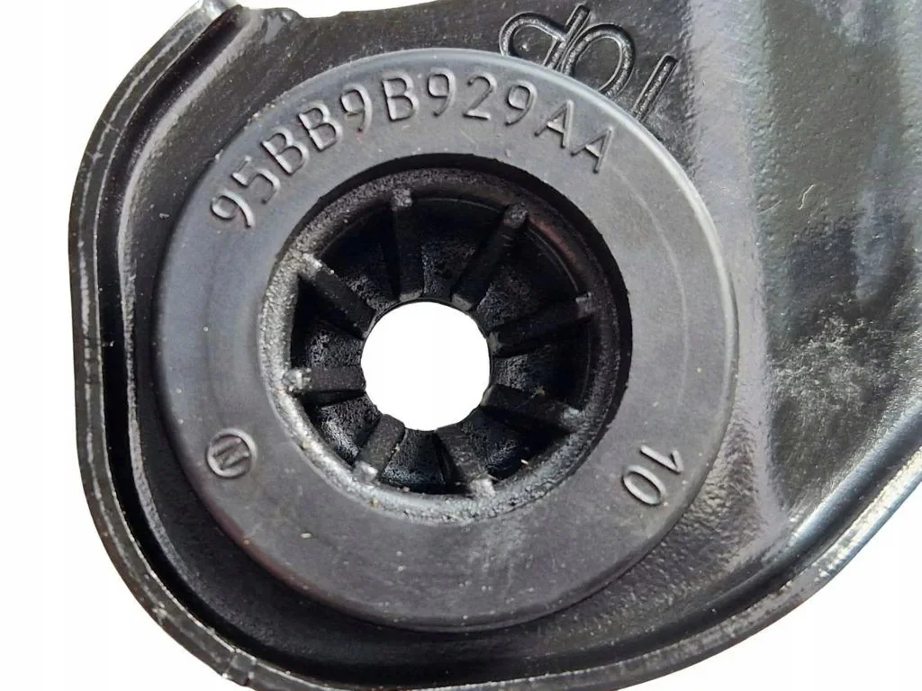 Ford jäähdyttimen kiinnike 95BB9B929AA image 4