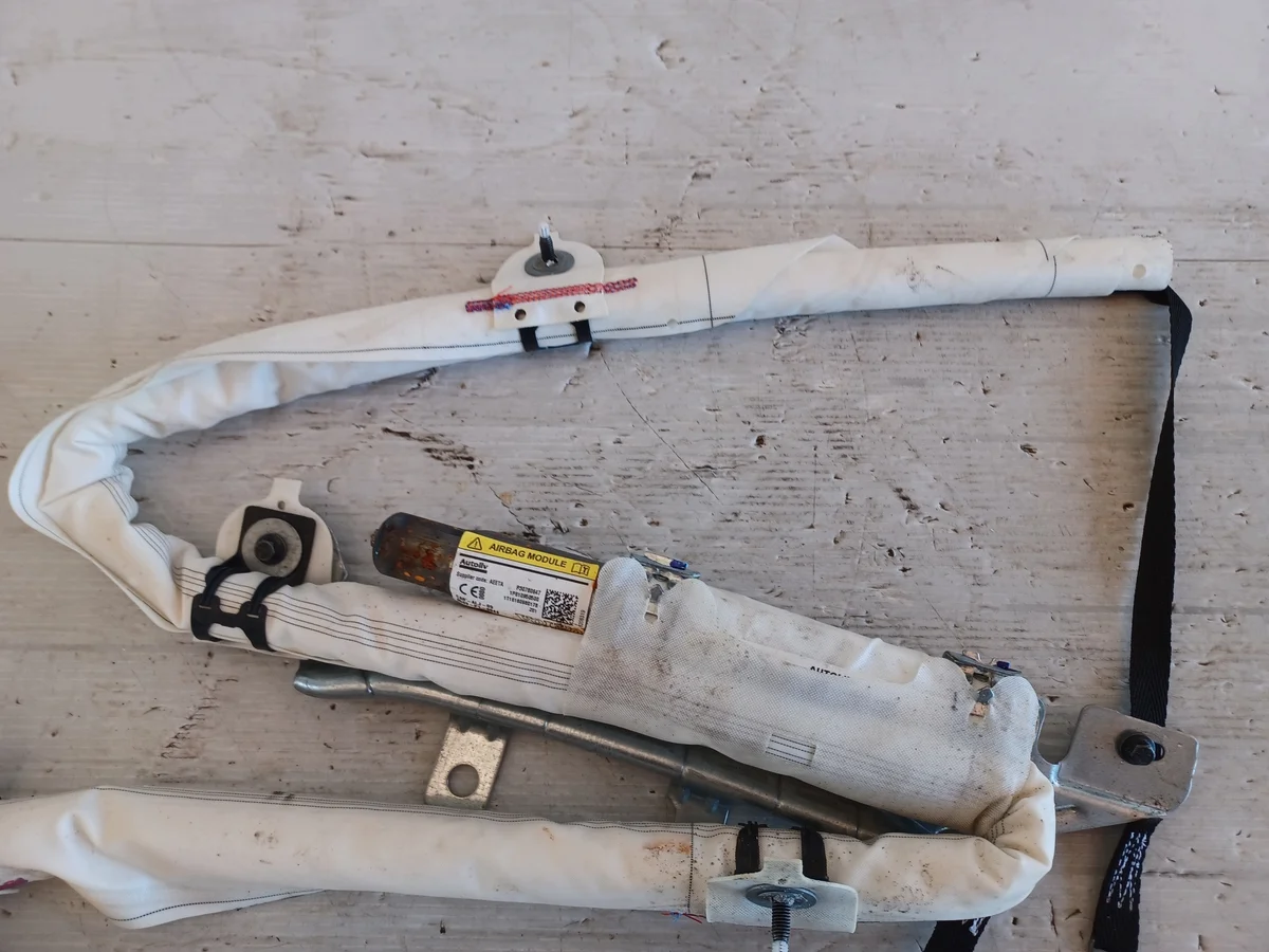Volvo V60 Vorhang Airbag Rechts P30780647 image 3