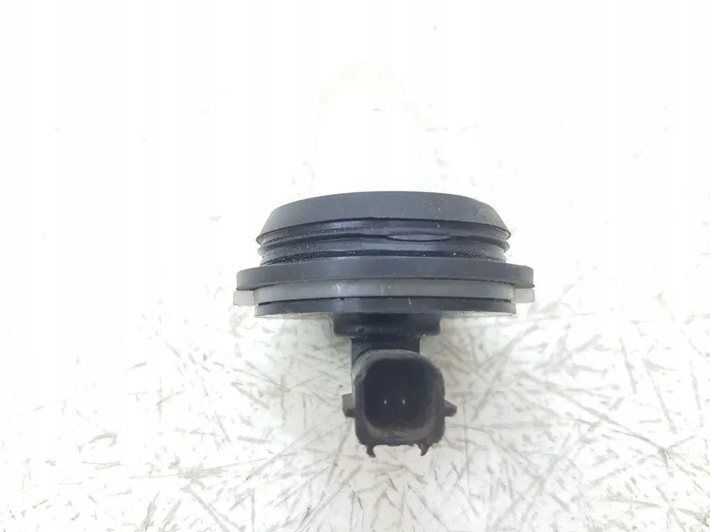 Washer Fluid Level Sensor Ford Escape IV Used image 3