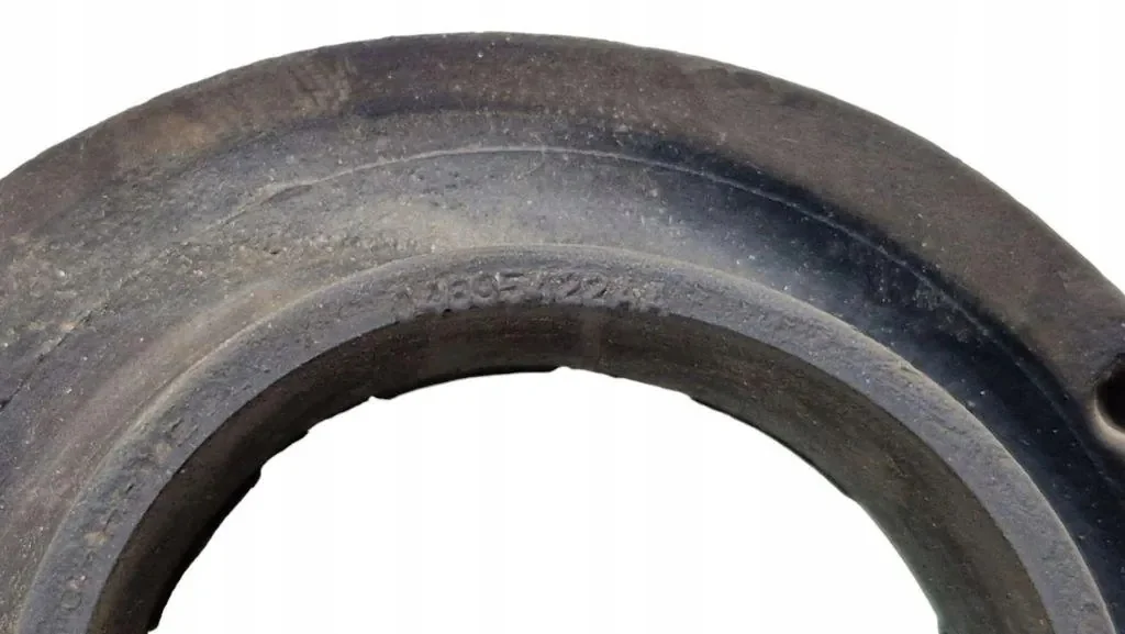 Rear Spring Rubber Dodge Charger 04695422AA image 3