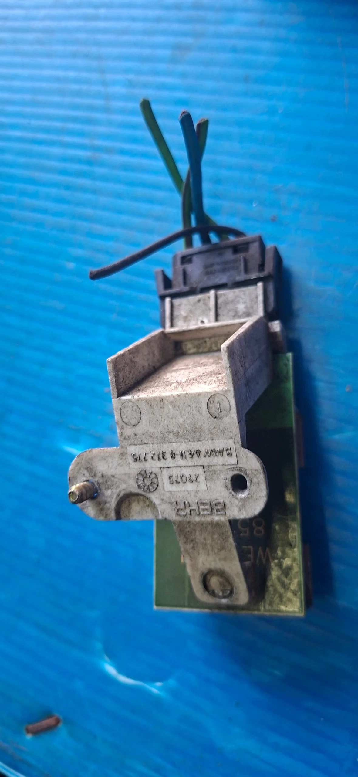 Reostato ventola BMW E36 8372775