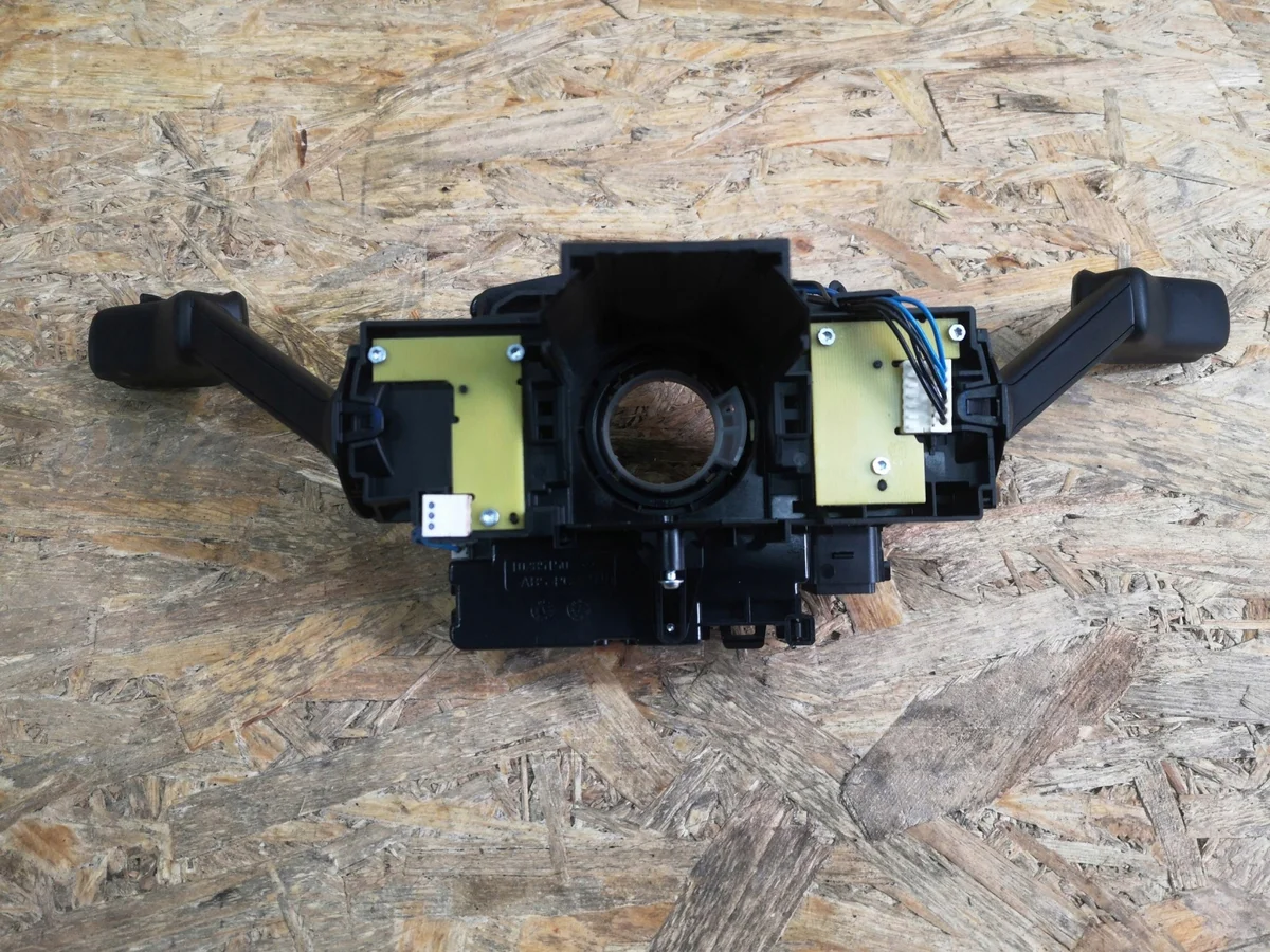 VW Golf VIII Steering Column Switch 5Q1953549D image 4
