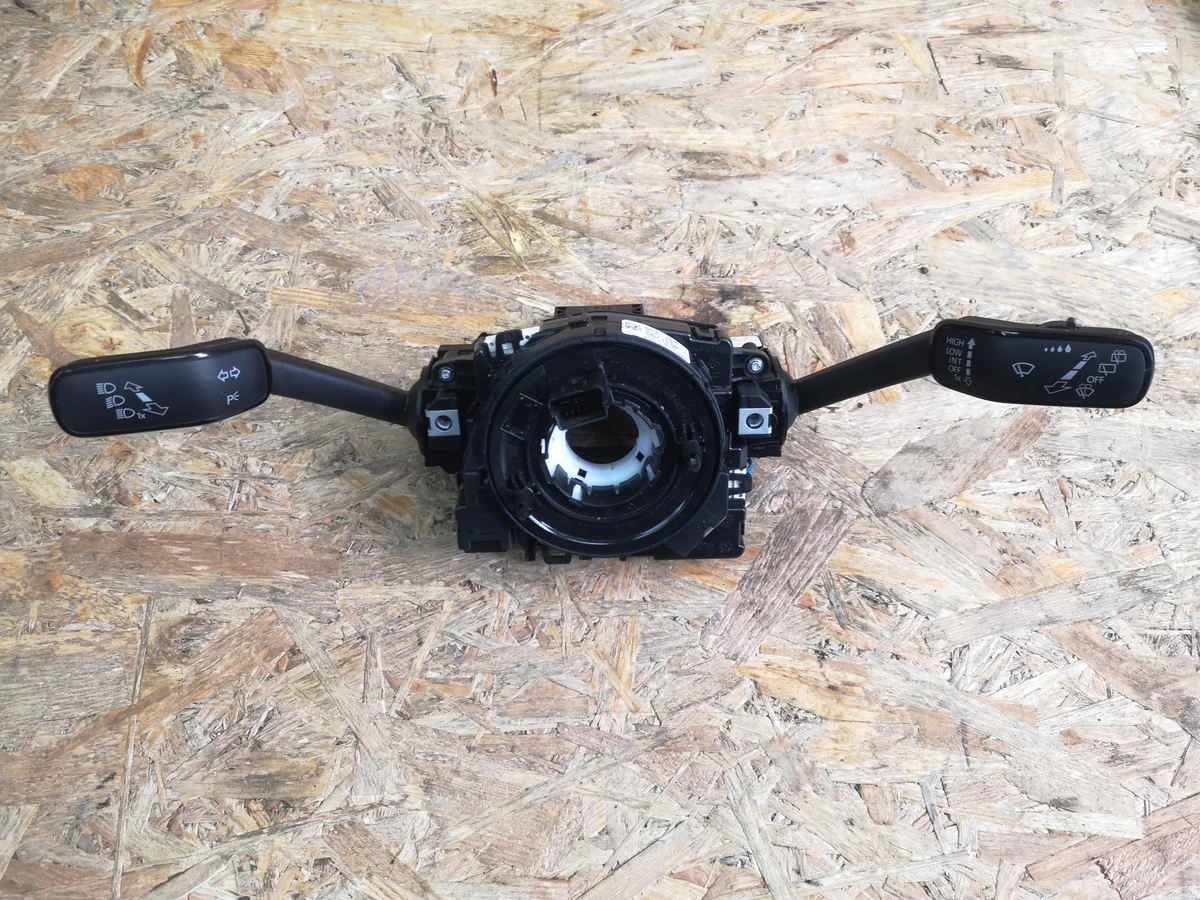 VW Golf VIII Steering Column Switch 5Q1953549D image 7