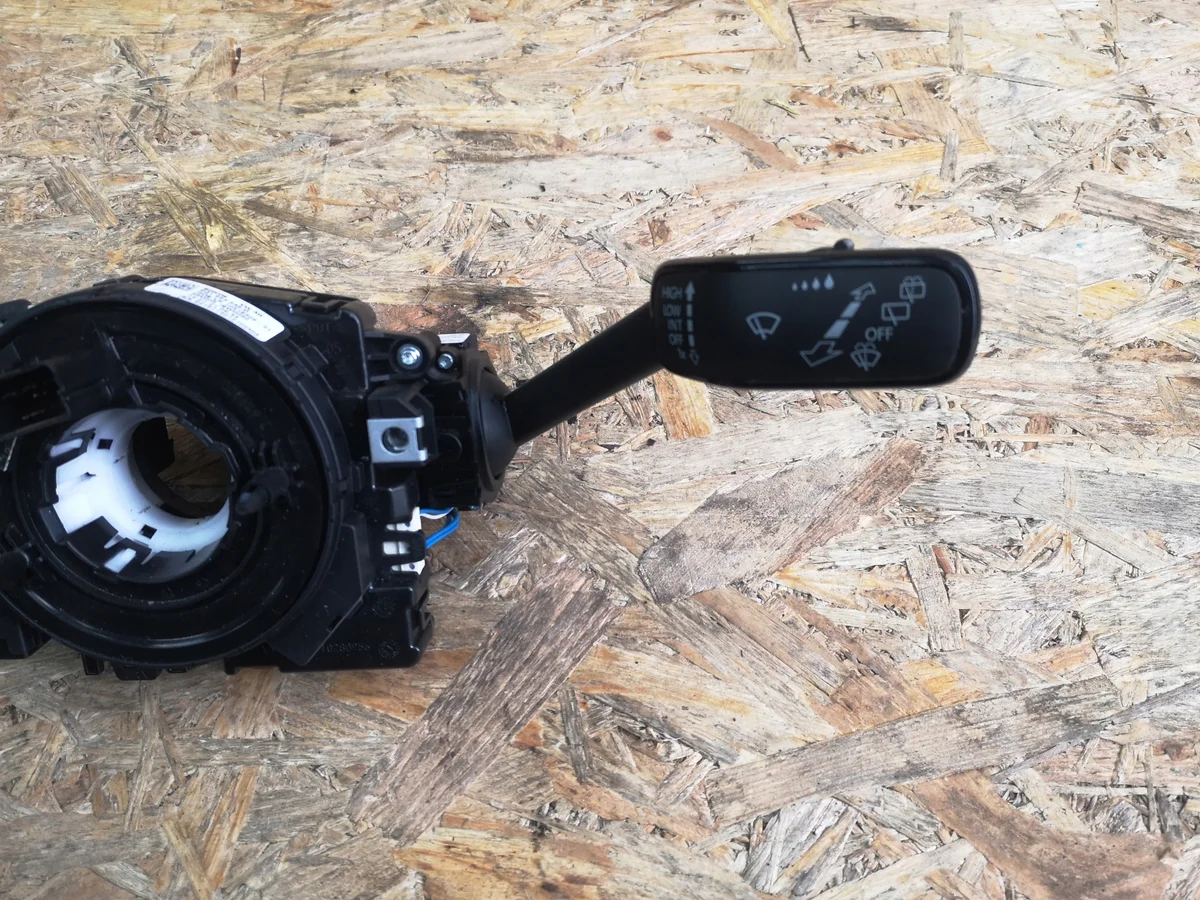 VW Golf VIII Steering Column Switch 5Q1953549D image 9