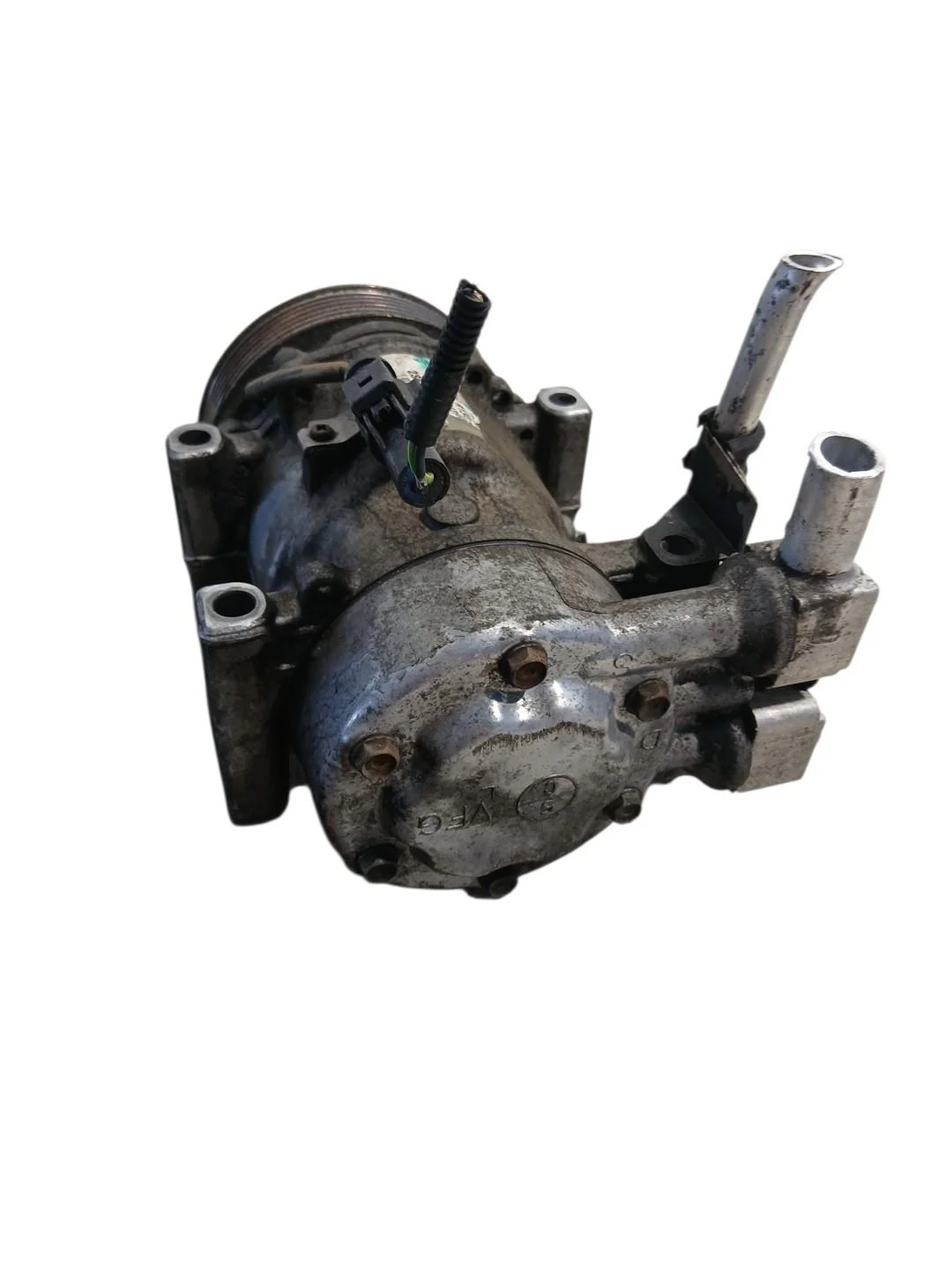 Airconditioning Compressor Ford Fiesta MK6 1.4 TDCI image 4