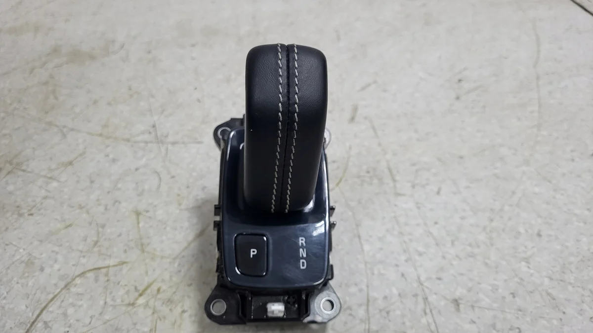 Pommeau levier vitesse Volvo XC40 II R Design