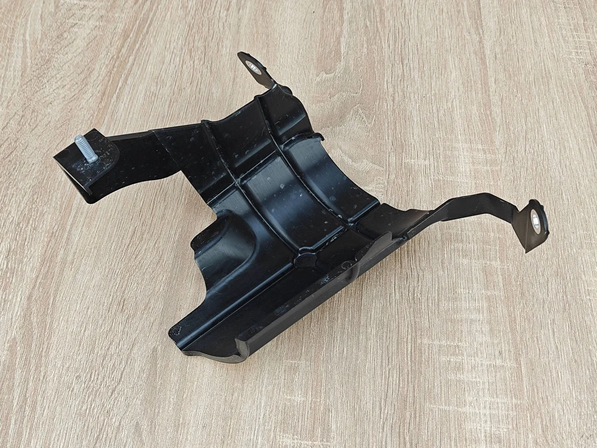 Schutzblech links vorne BMW G15 G16 G30 G31 image 3