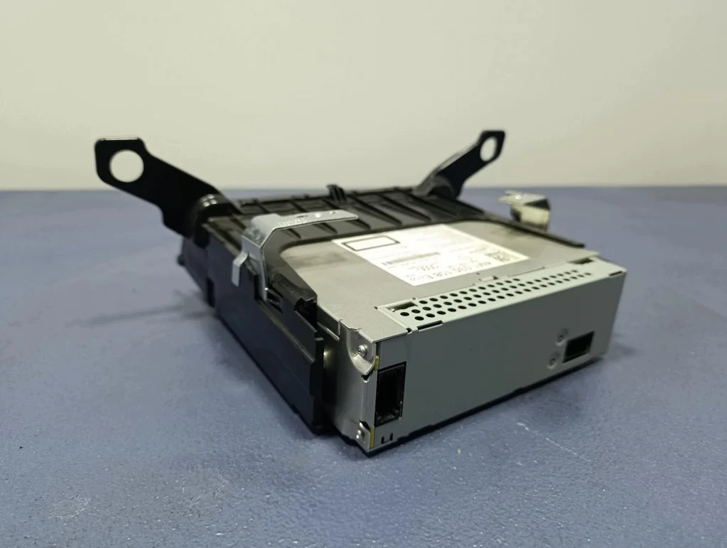 Audi A8 D5 4N 17- Changeur DVD 4M1035108E image 4