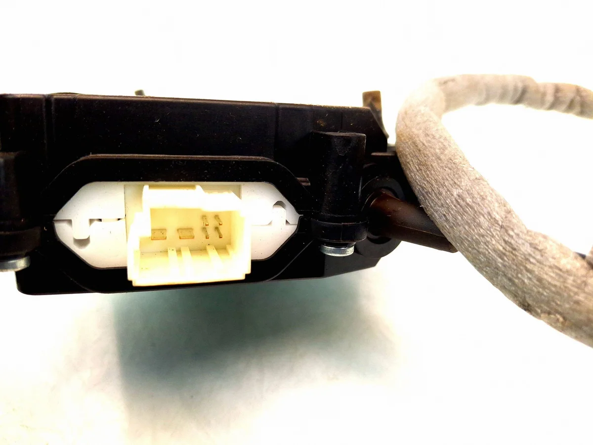 Actuador Eléctrico BMW 5 GT F07 917214104 image 5