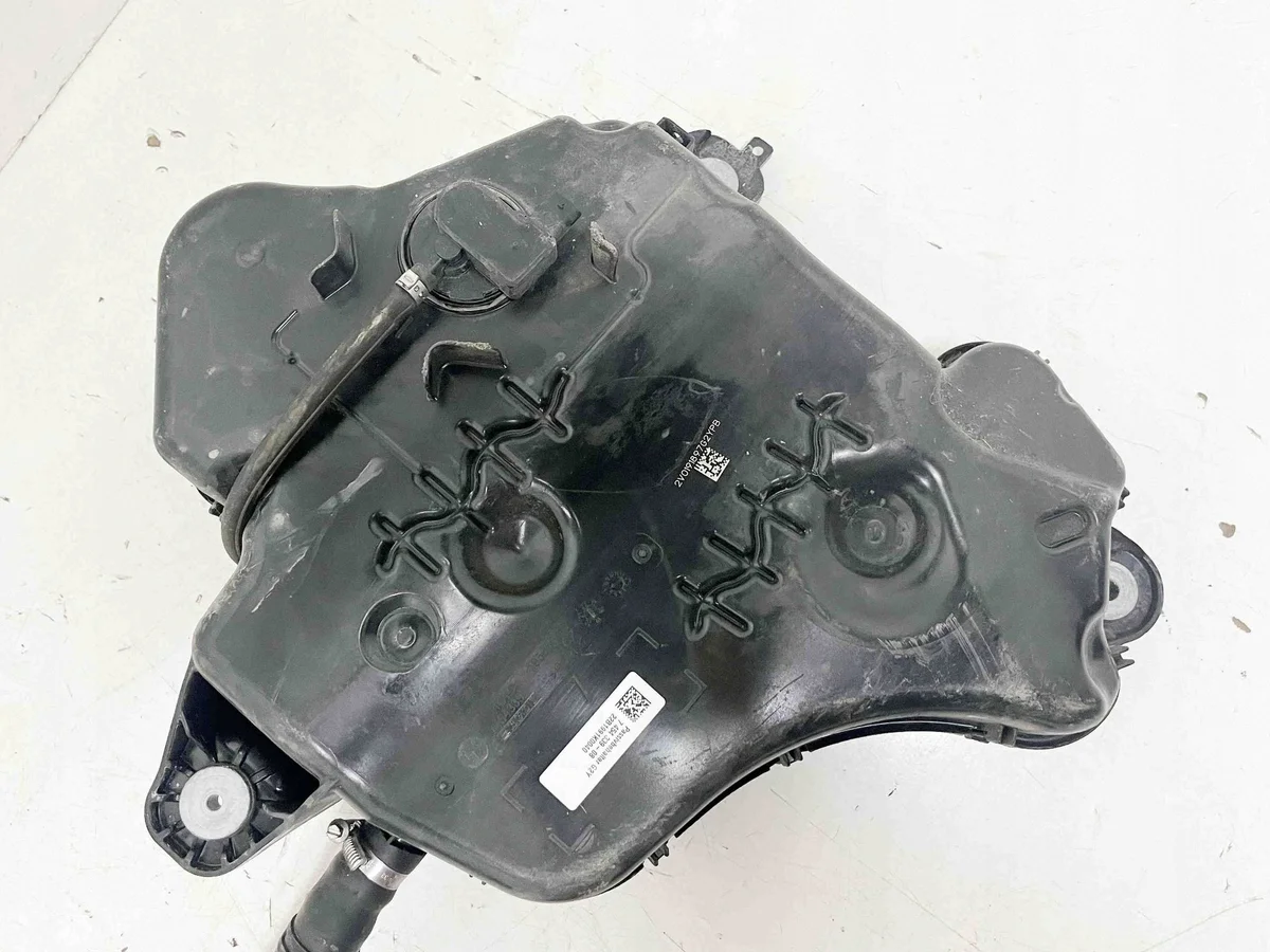 BMW 9423387 AdBlue-säiliö 2.0L diesel image 8