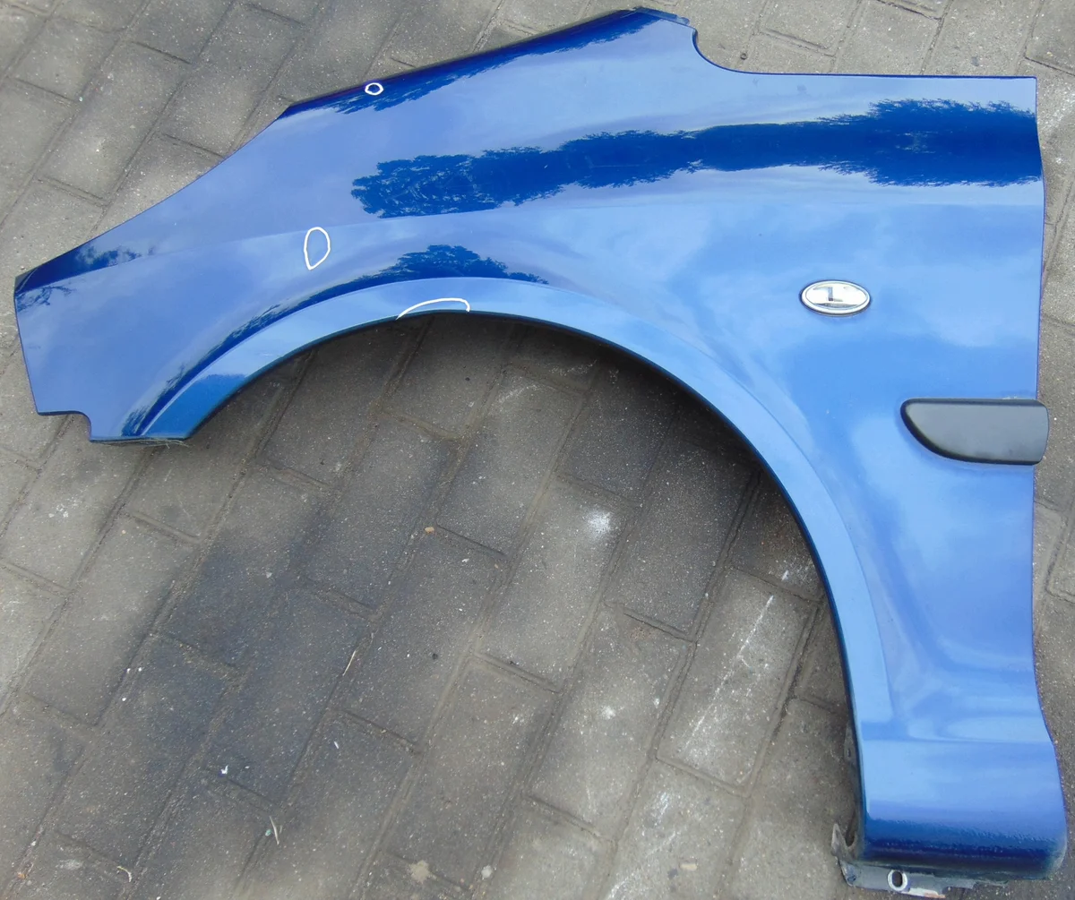 Kotflügel vorne links Peugeot 1007 gebraucht