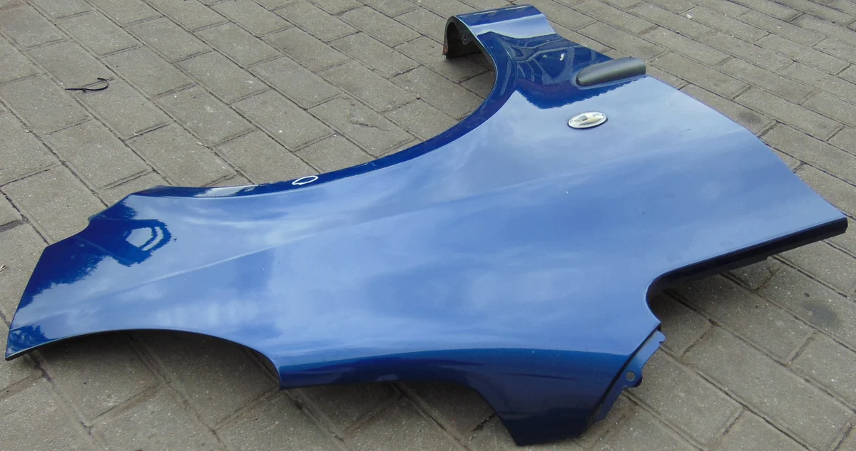 Kotflügel Rechts Vorne Peugeot 1007 gebraucht image 3