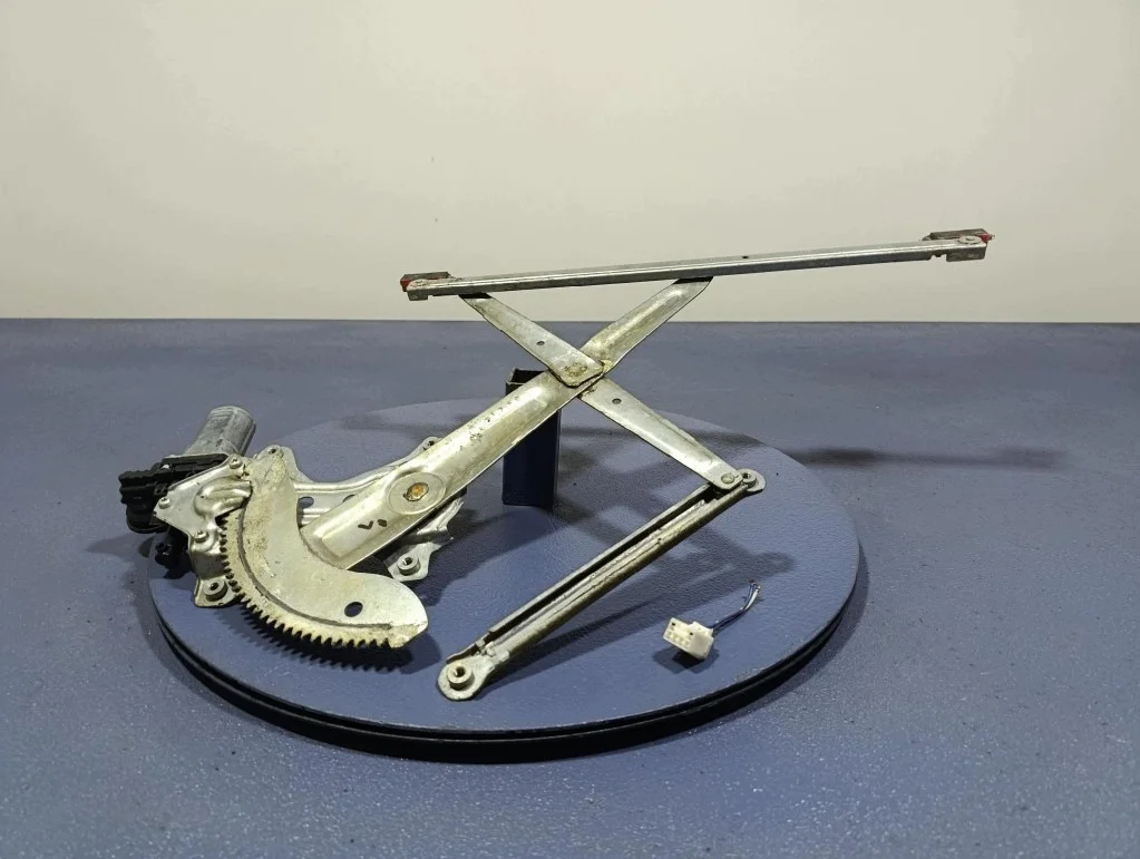 Levier de vitre avant gauche Daihatsu Trevis 06-09