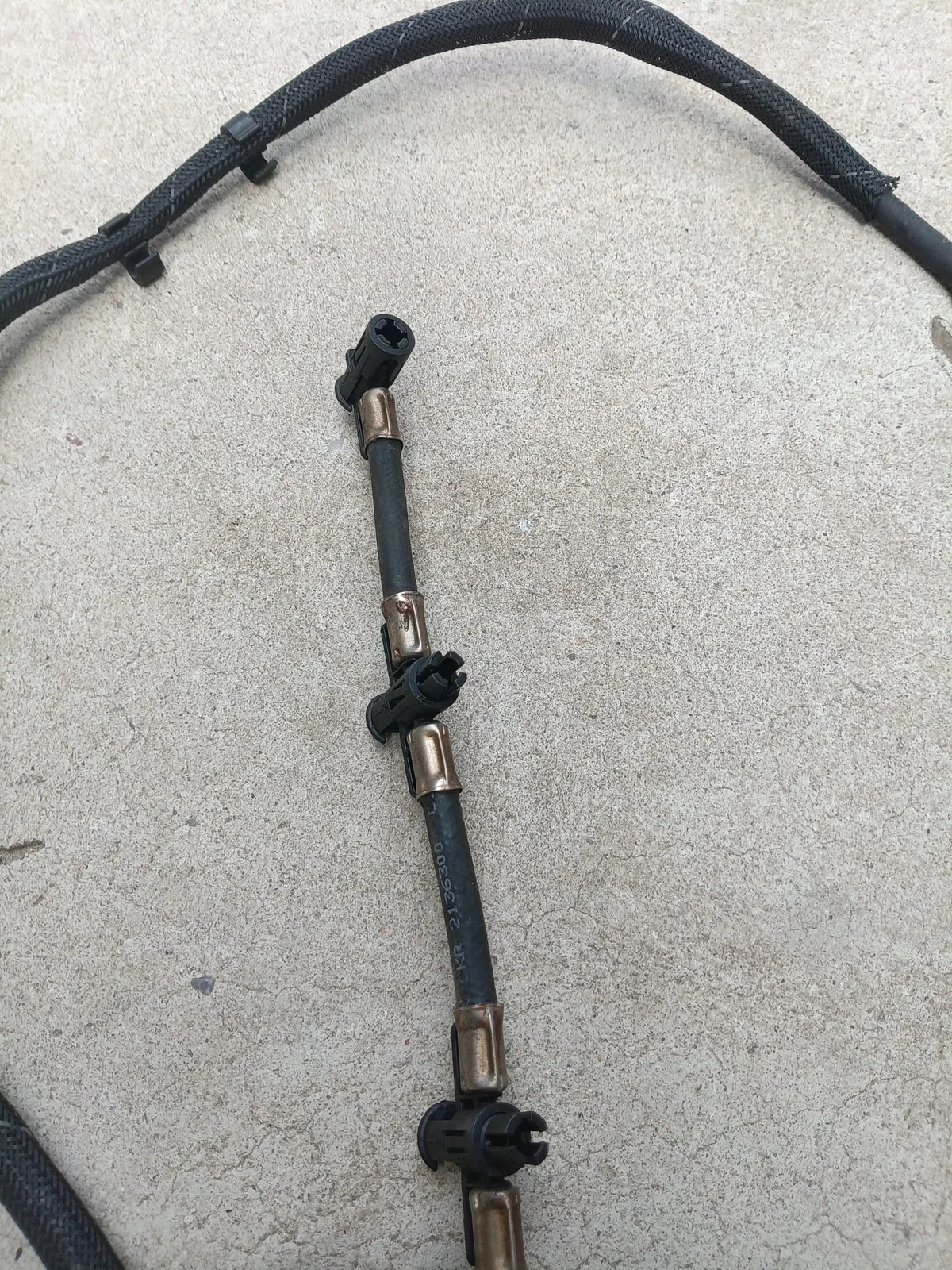 Audi A6 C6 3.0 TDI Fuel Line 059130218H