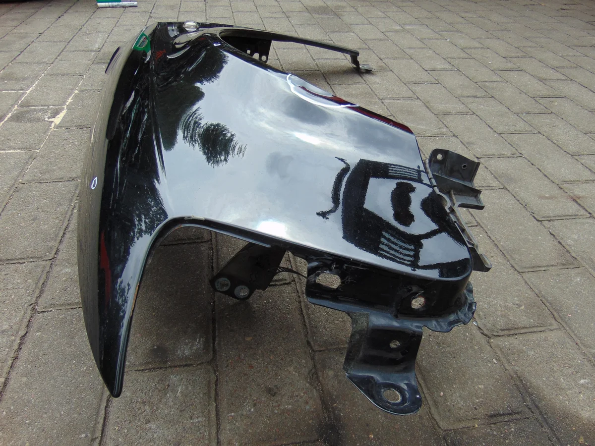 Audi A4 B7 vänster framskärm image 3