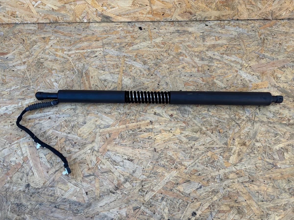 BMW 3 F34 Attuatore Cofano Sinistro 7298983