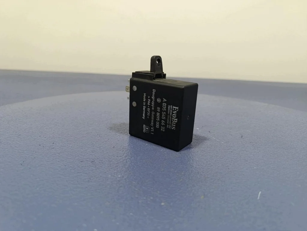 Relé Gateway Mercedes Conecto LF O628 07-