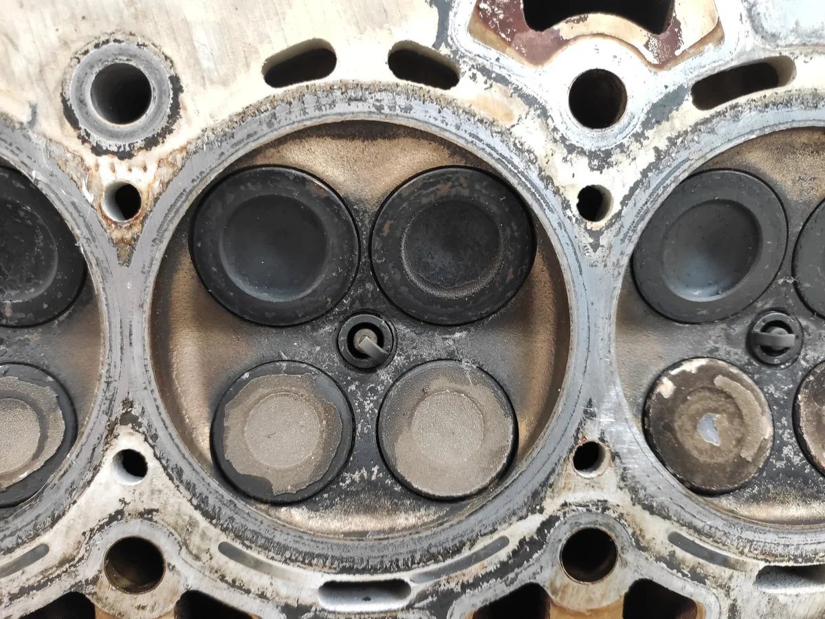 Culasse Opel Saab 2.0 T 55353482 image 10