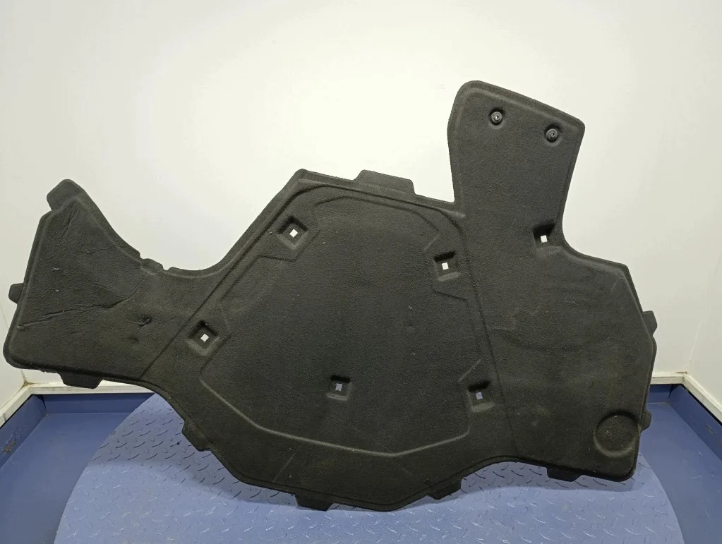 Audi A8 D5 4N 17- Isolamento Capô 4N0863825