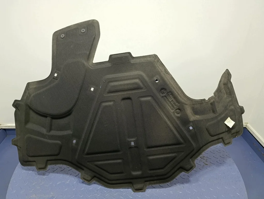Audi A8 D5 4N Isolation Capot 4N0863825 image 3