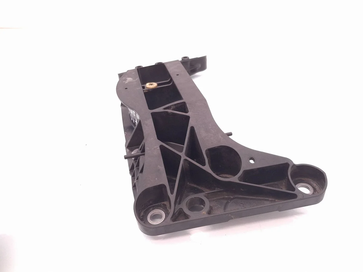 BMW 5 F10 F11 2011 Soporte Caja Cambios 692615 image 4