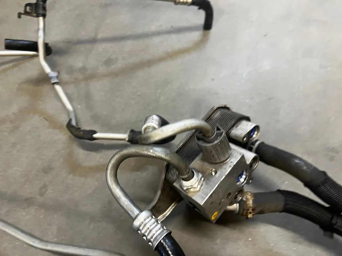Kühlerölleitung Getriebe Ford F150 Raptor image 5