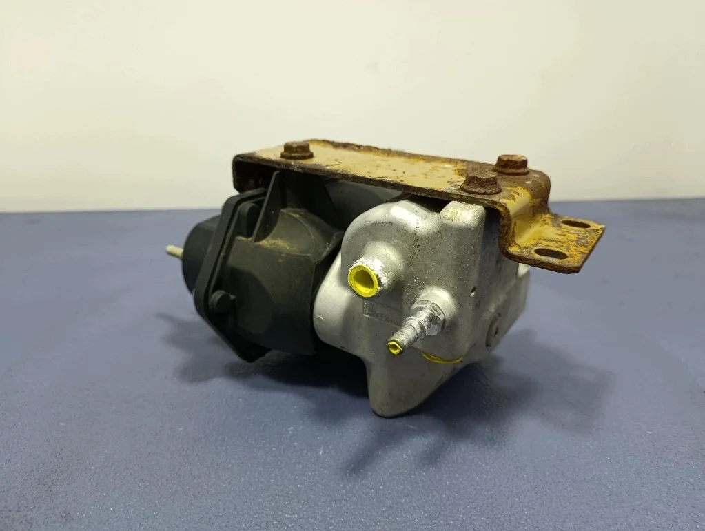 MERCEDES CONECTO O628 ADBLUE POMPA A0001400578 image 9