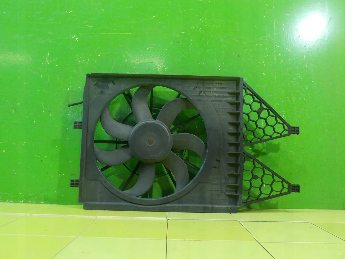 VW Polo V 6R 1.2 TDI Ventilator Koeling image 3