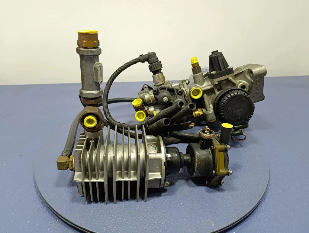 Secador de aire Mercedes Conecto LF O628 7.2 R6 image 3