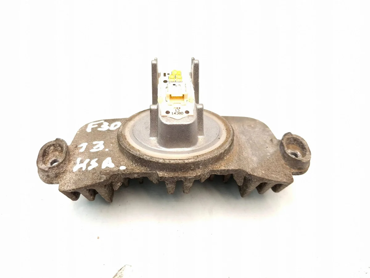 Strålkastarlampa BMW 3 GT F34 7213114000