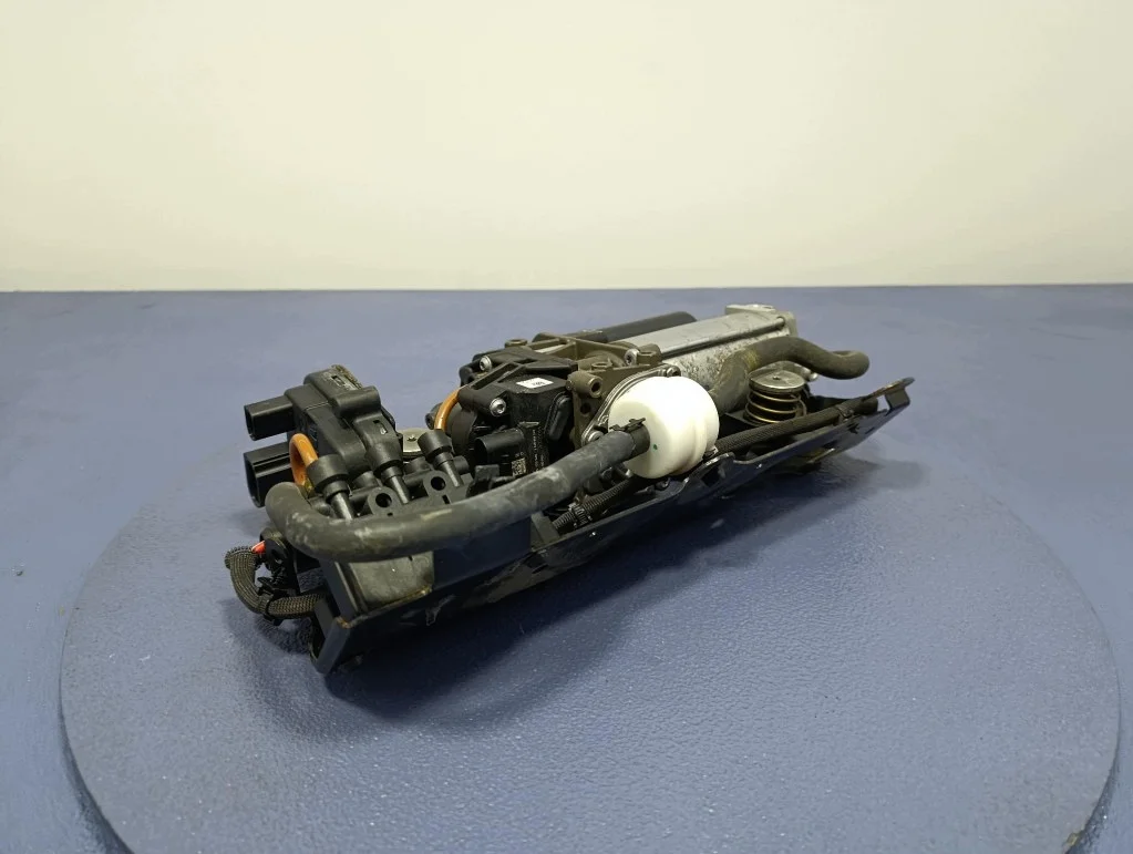 Audi A8 D5 4N 17- Compressor Suspensão image 4