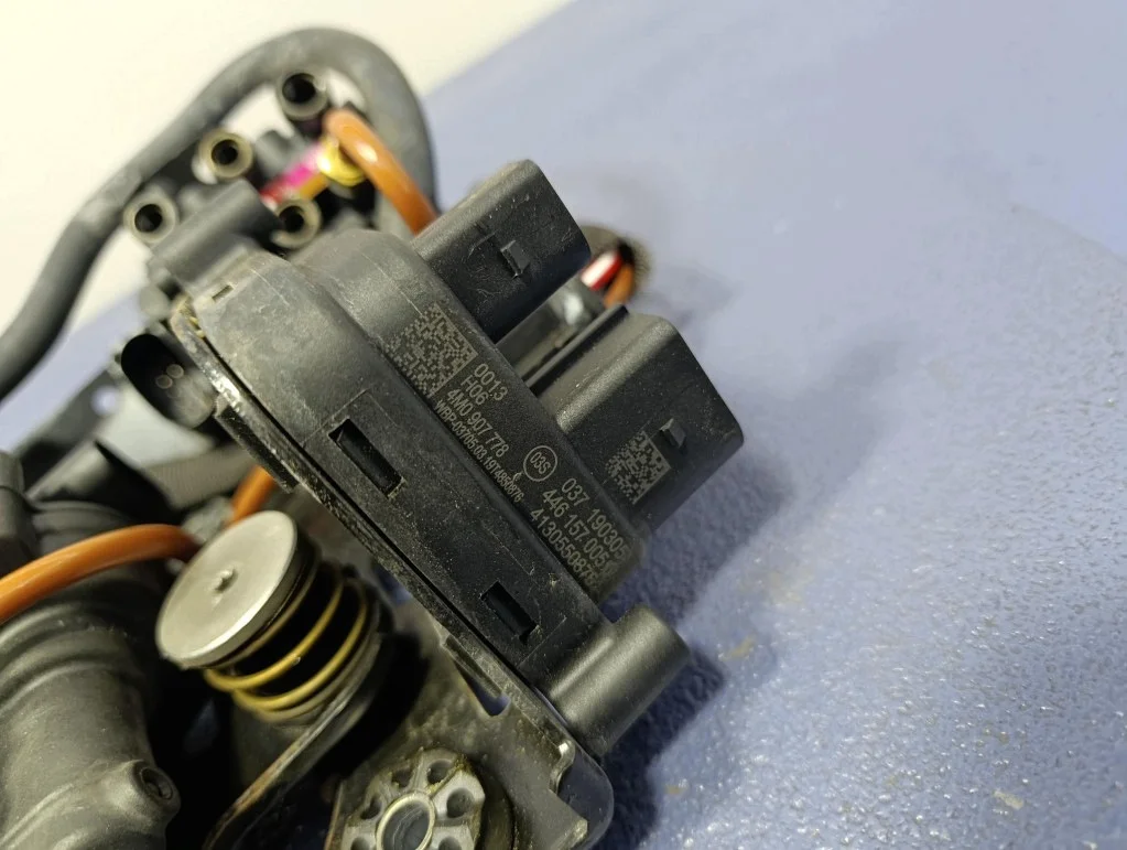 Audi A8 D5 4N 17- Compressor Suspensão image 10