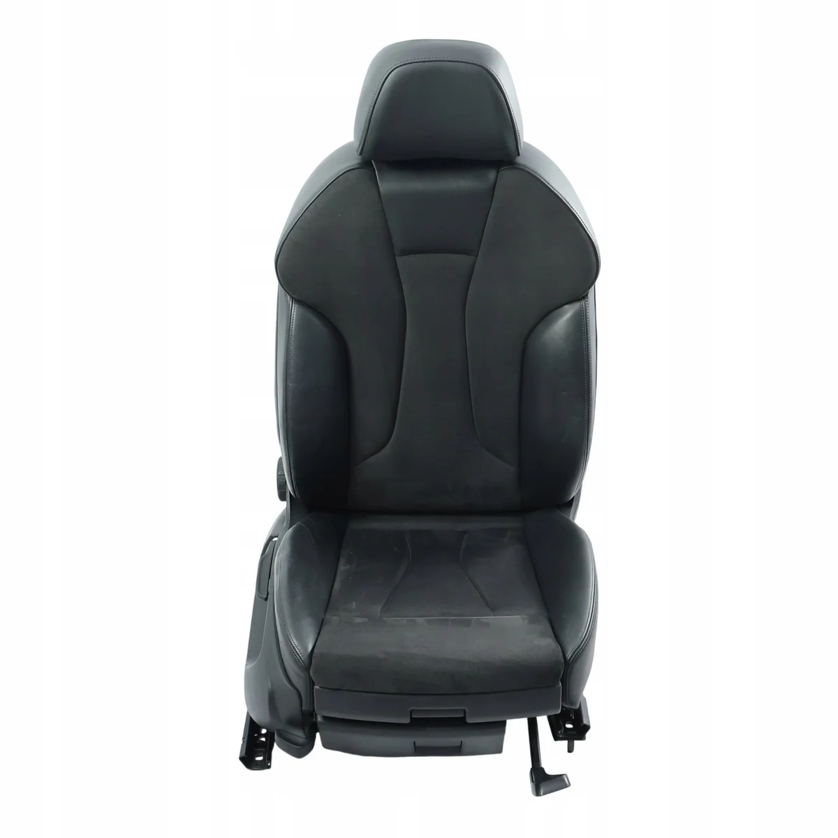 Audi A3 8V Front Right Seat Black Leather Fabric