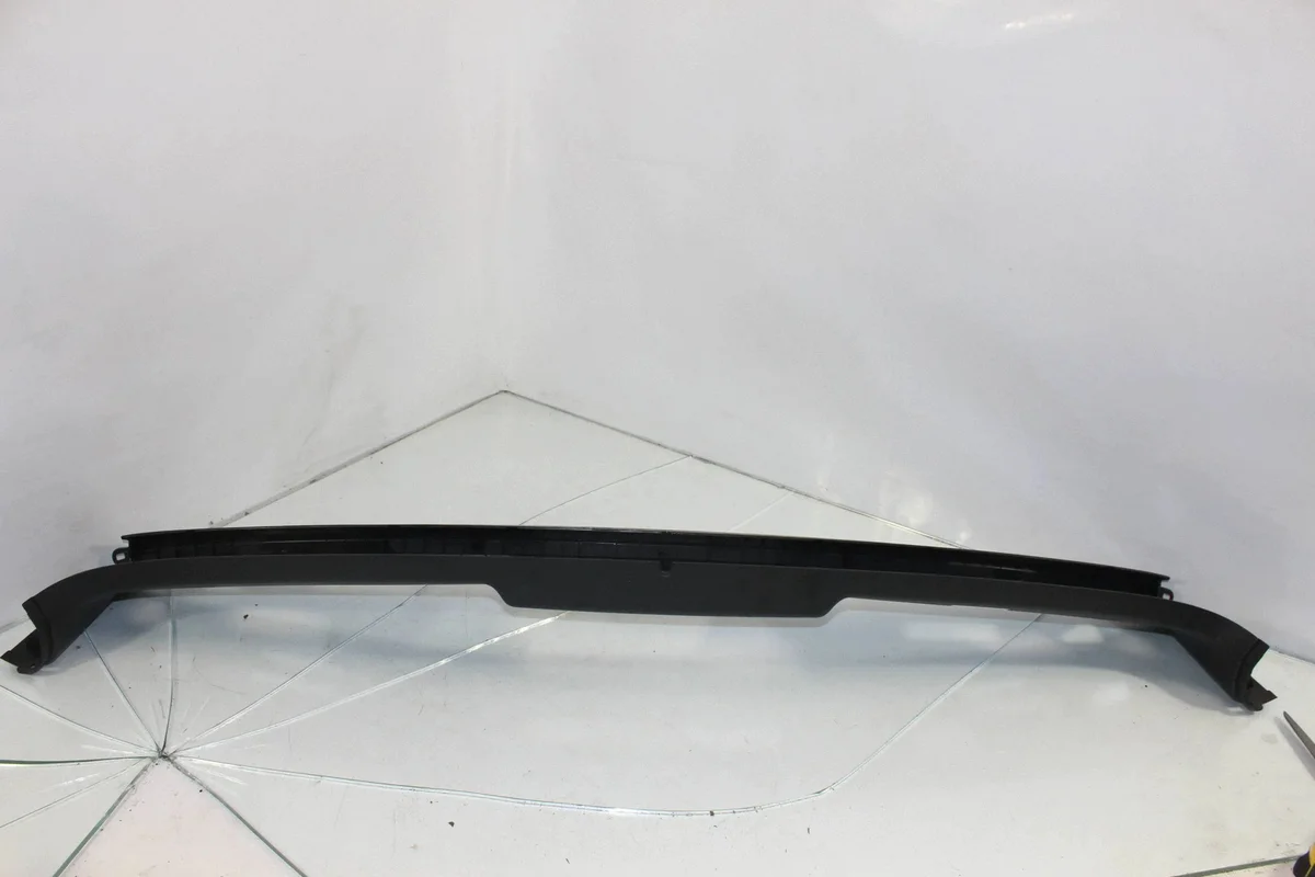 BMW 1 E82 E88 2009 Dichtung Windschutzscheibe 9122817