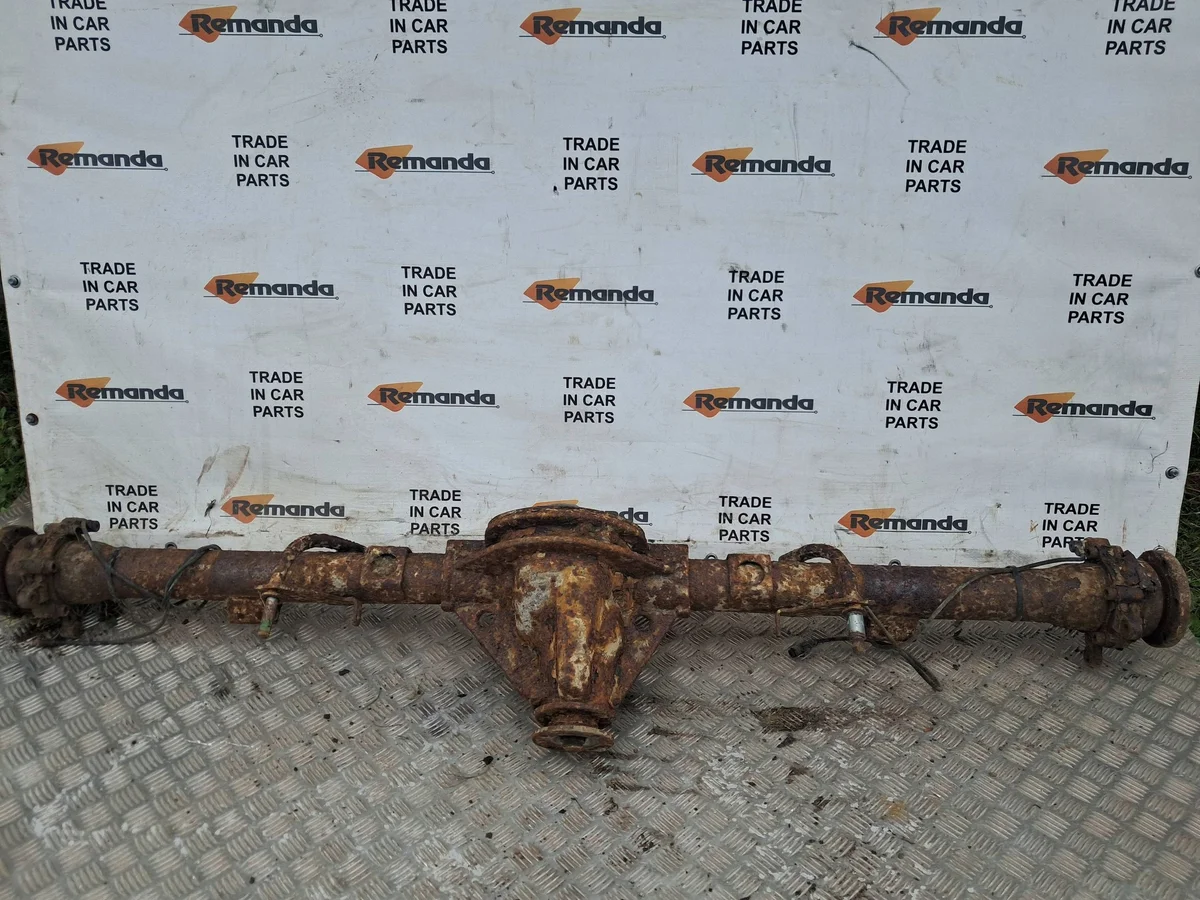 Iveco OE 7185701 Couvercle pont arrière image 2