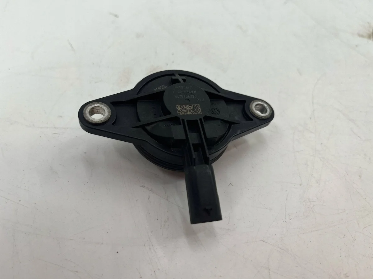 Audi A3 S3 8V 2018 Nockenwellensensor 04E906423B image 3