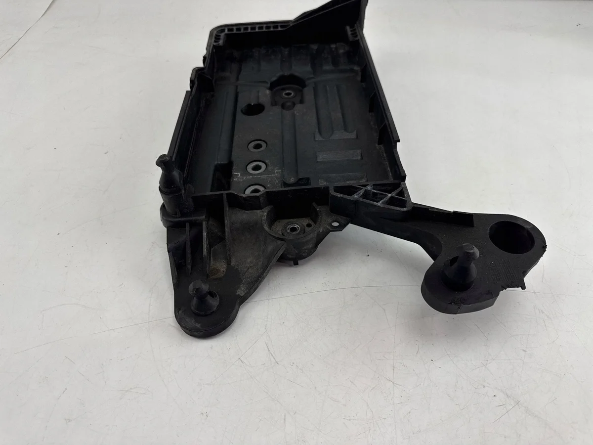 Audi Q2 2017 - Support batterie 5Q0915321J image 3