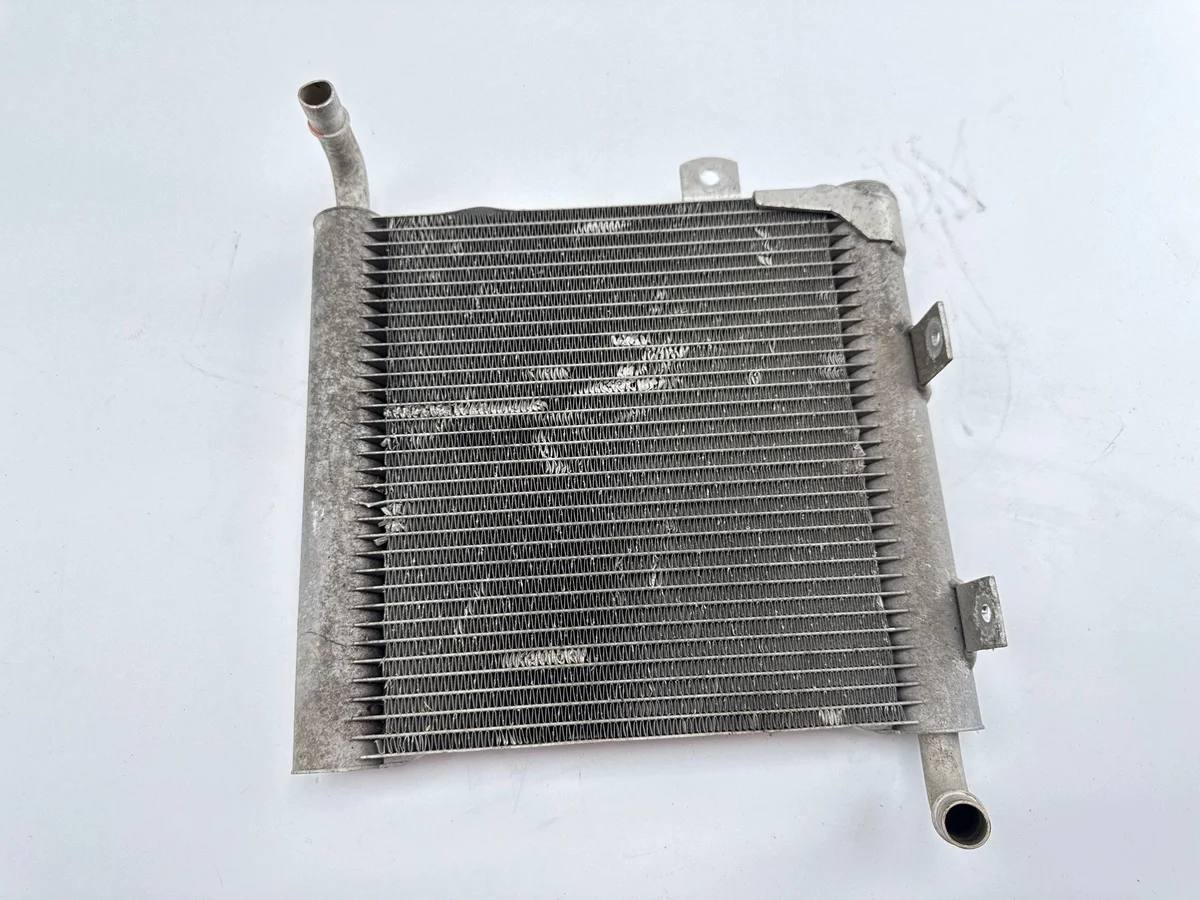 Jaguar XE 2017 Radiador A/C GX738D048AD