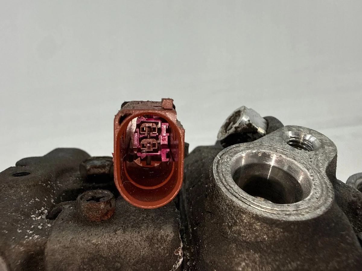 Ilmastointikompressori Audi A4 B8 2.0 TDI