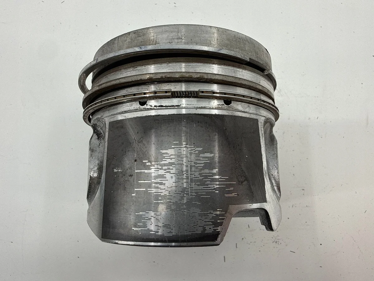 Audi OE 83L110 Piston image 3