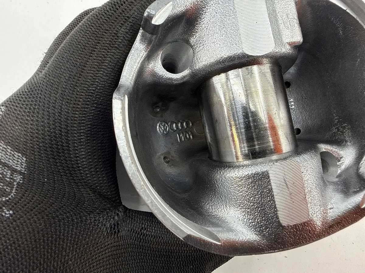 Audi OE 83L110 Piston image 7