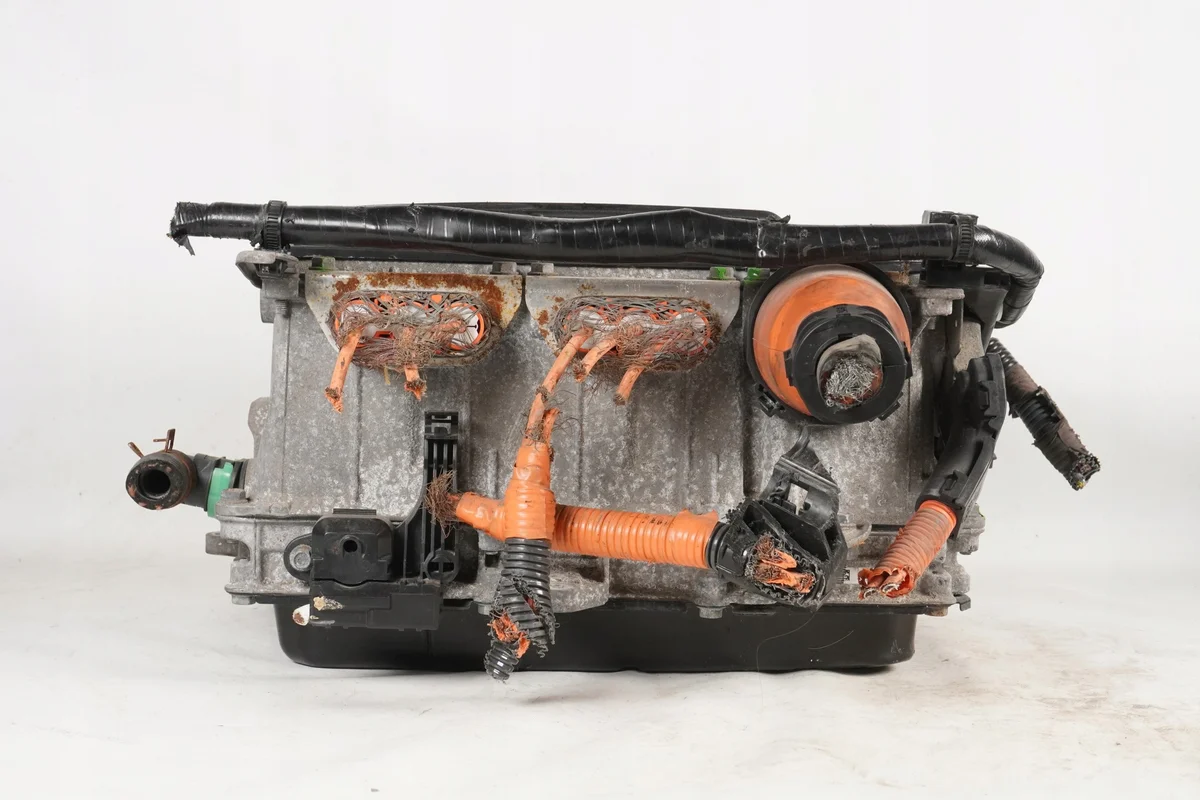 Convertisseur Toyota Prius Plus G9200-28030 image 3