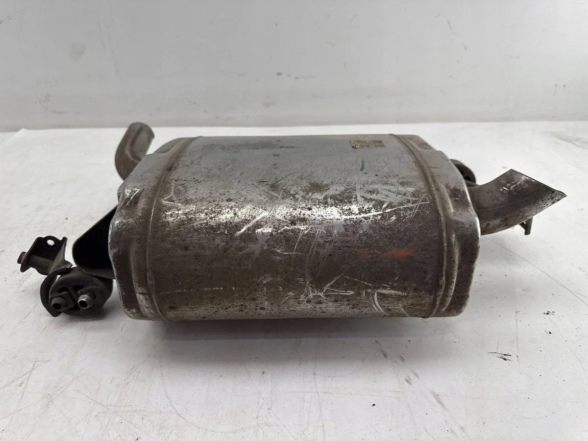 Toyota Corolla E21 Exhaust Muffler 10T34 image 4