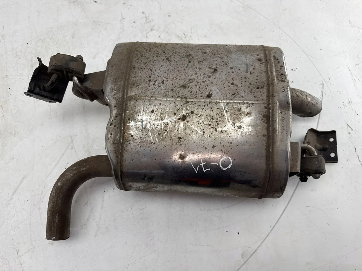 Toyota Corolla E21 Exhaust Muffler 10T34 image 6
