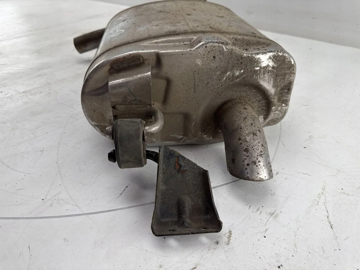 Toyota Corolla E21 Exhaust Muffler 10T34 image 8