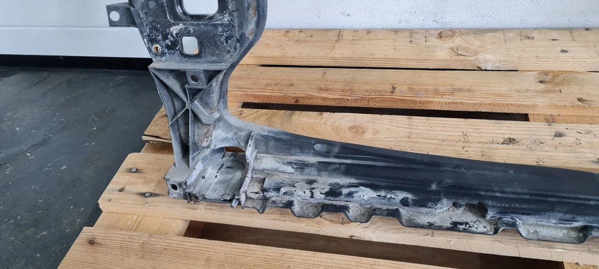 Audi Q5 8R Frontbalk 8R0805594 image 5