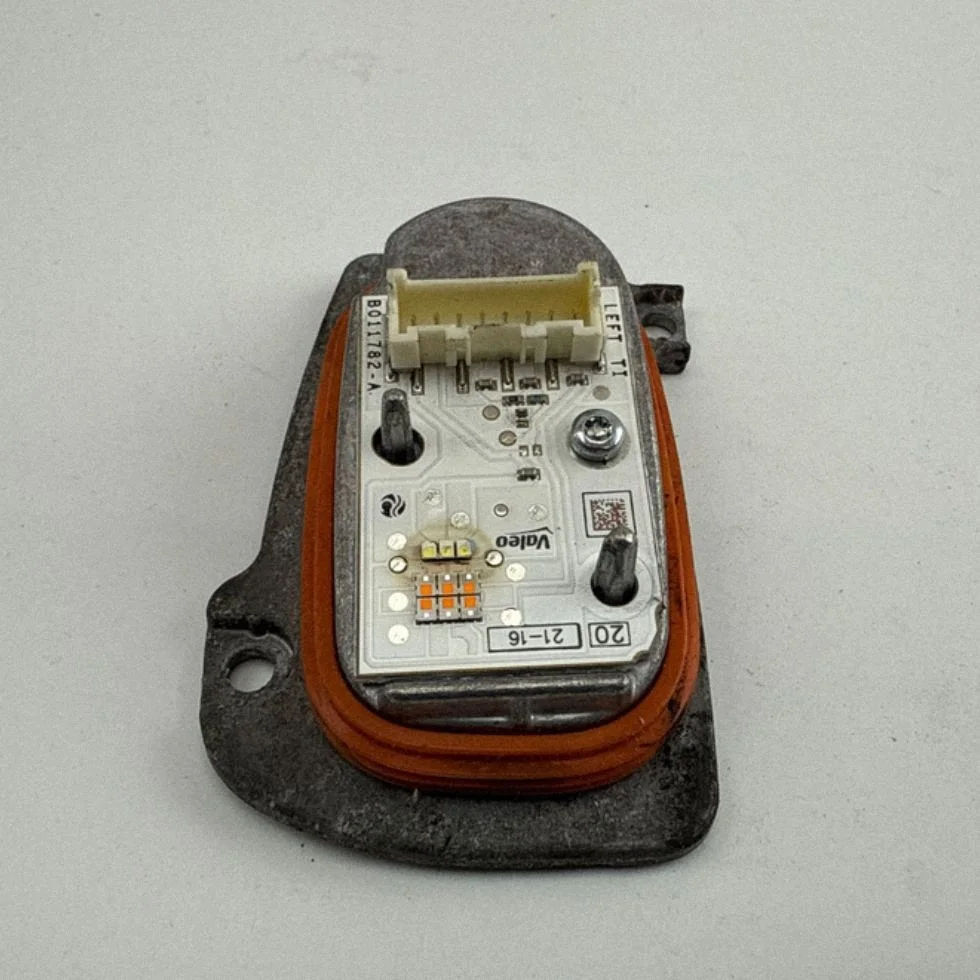 Audi A3 S3 8V 2016 LED Headlight Control Unit 90071302