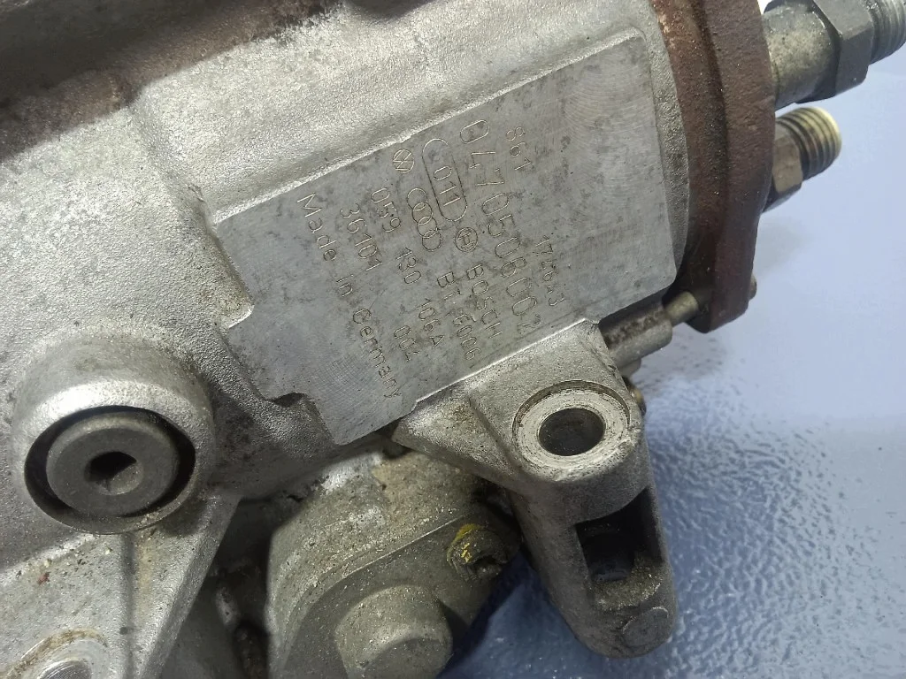 Pompa iniezione Audi A6 C5 2.5 TDI 150KM image 7