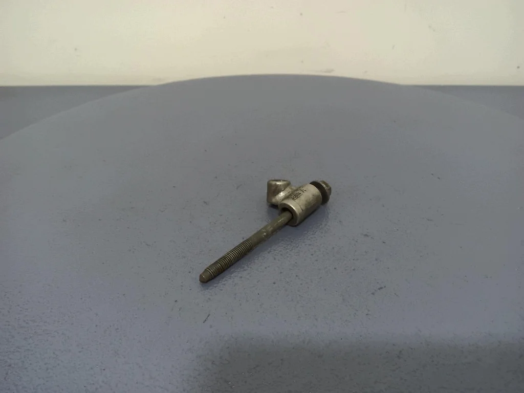 Soporte Bomba Inyección VW Passat B5 1.9 TDI