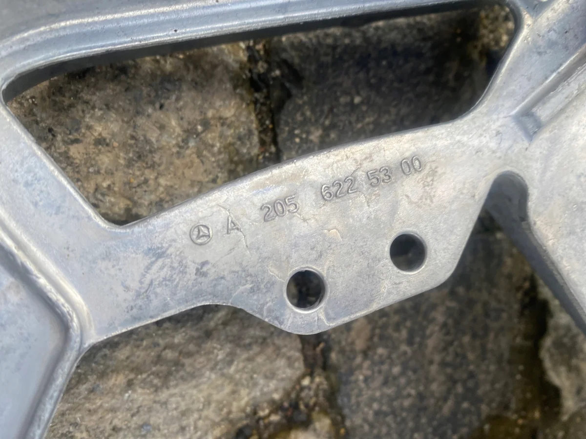 MERCEDES 205 Support Phare Droit Avant image 6